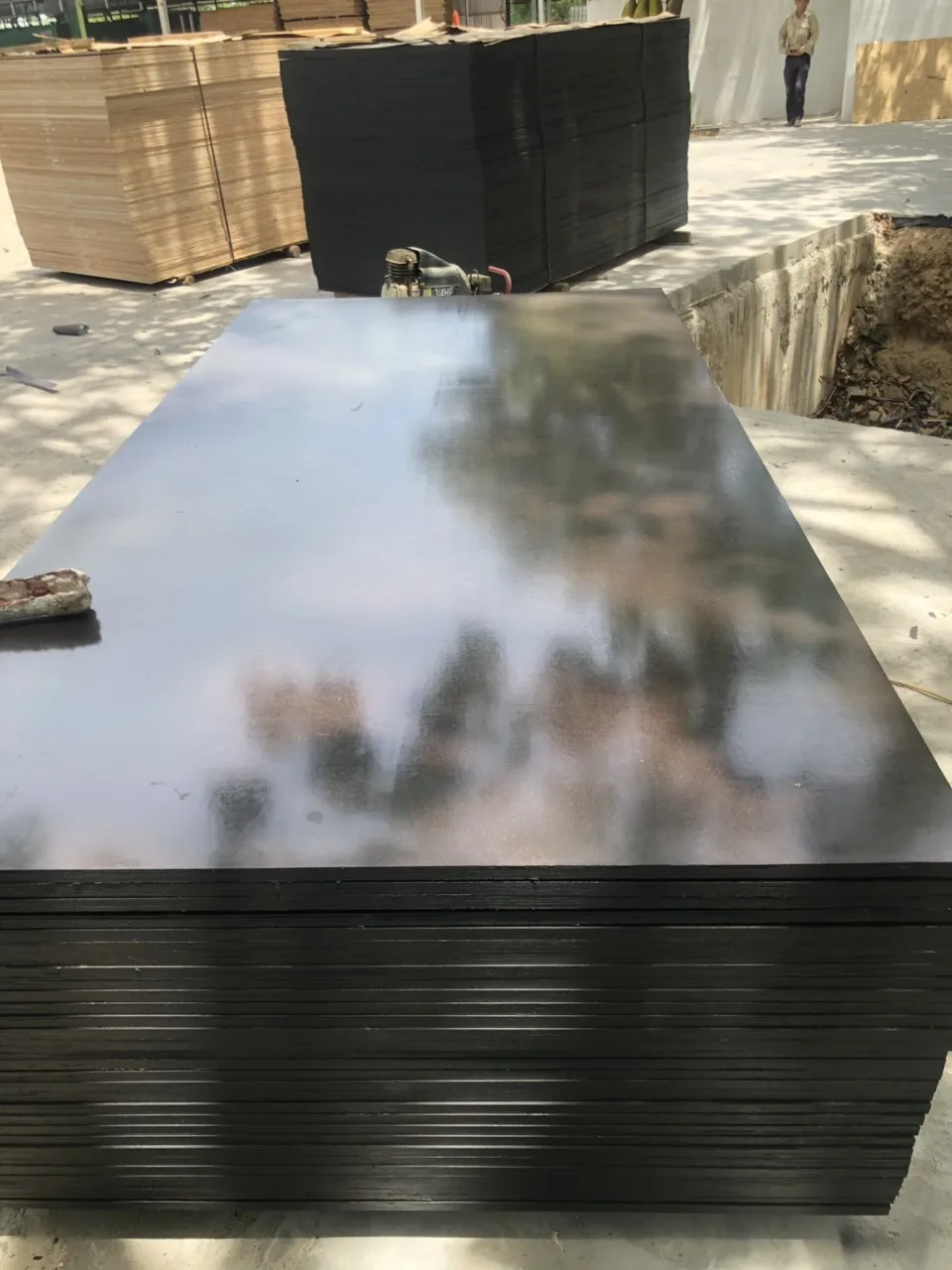 film faced plywood  (11).jpg