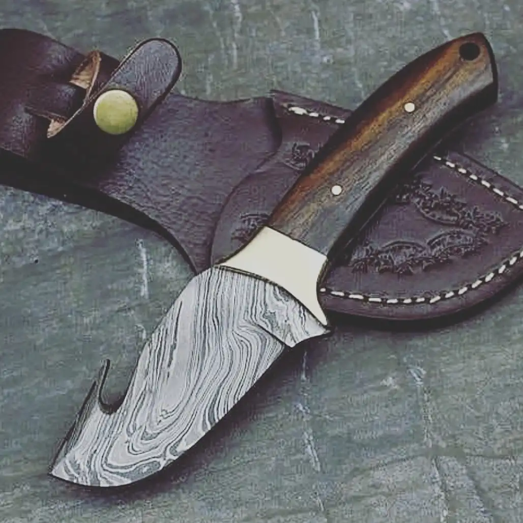 
SPIKED BLACK RAMBO STYLE SURVIVAL KNIFE 