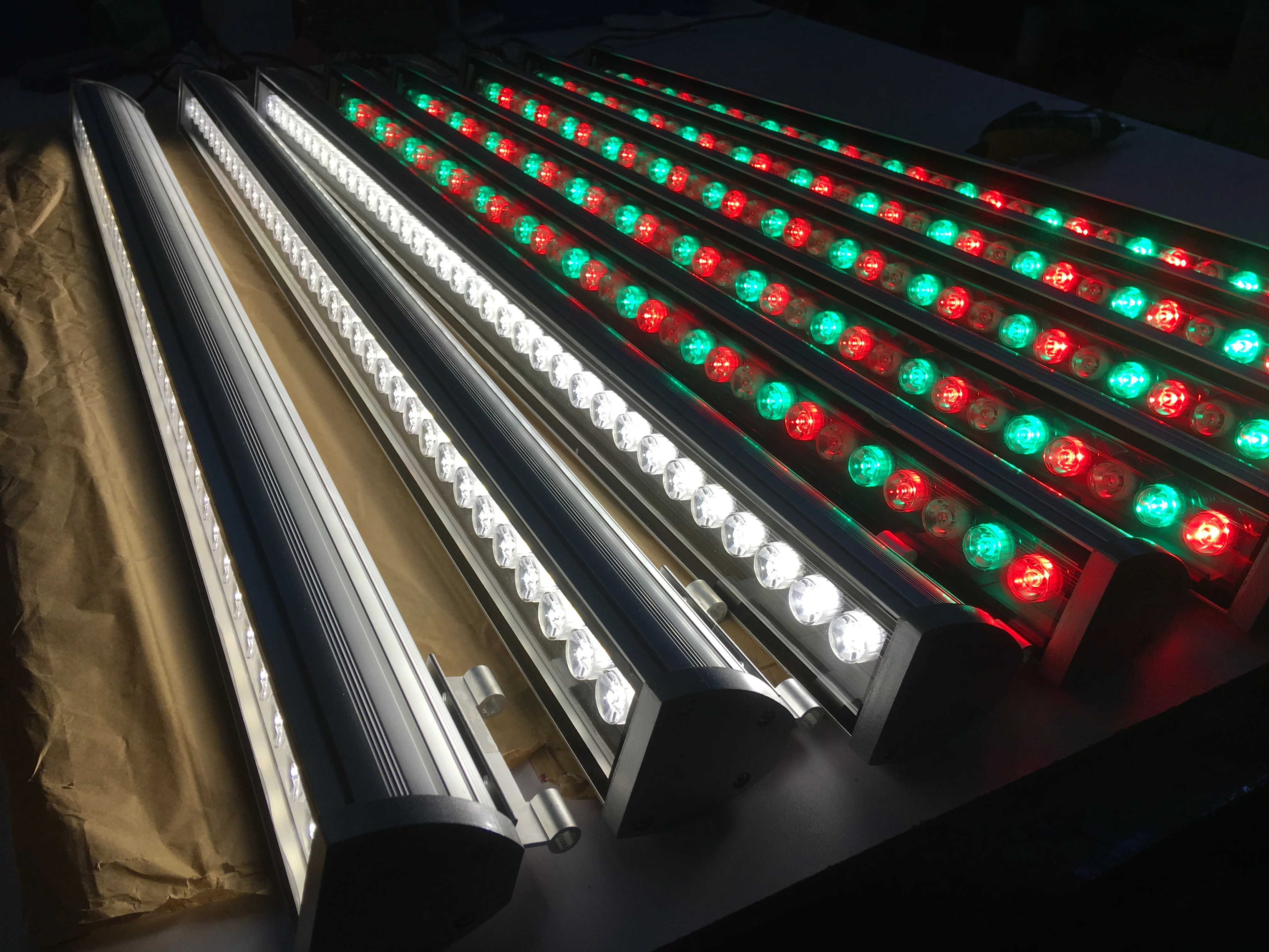 
30W 36W Outdoor Lamp LED Flood Light IP65 LED Wall Washer Downlight Lamp AC85-265V White Red Yellow Blue Green RGB Wall Washer 