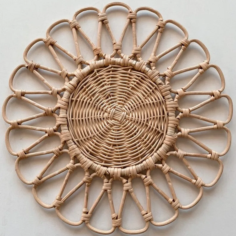 Hot Sale Products Flower Decorative Brown Rattan Placemat Wicker