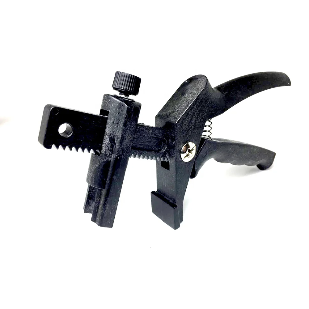 
Pliers tool for tile leveling system 