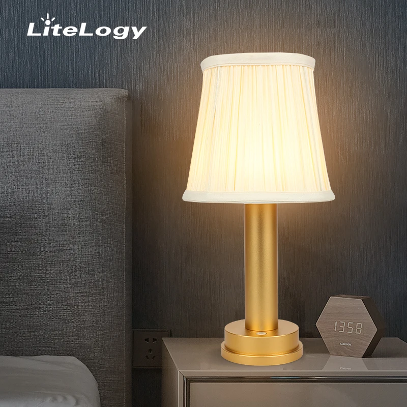 Modern Table Lamp Dimmable Touch Control Bedside Lamp