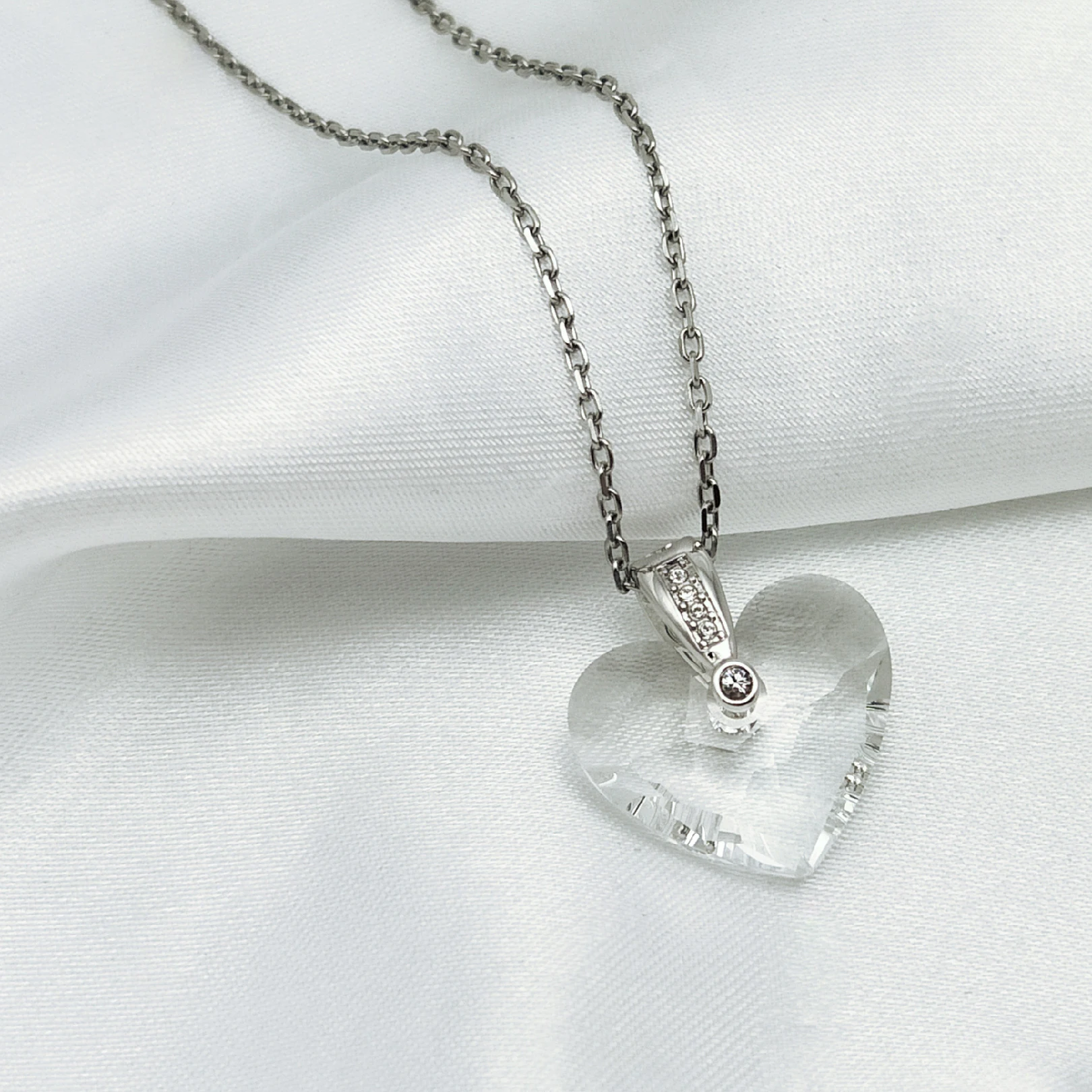 Premium Austrian Crystal Jewelry Sterling Silver High Quality Zephyr Love Heart Shaped Necklace