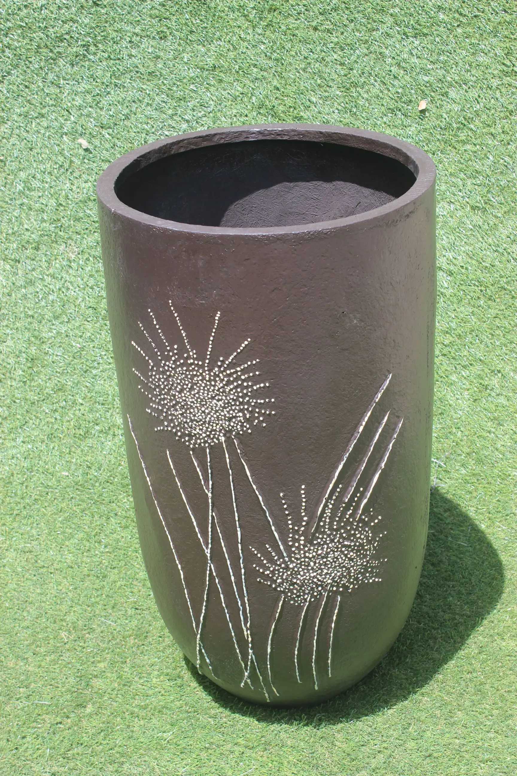 Cube Smooth Finish Square Spotted Color Big Flower Pot Planter At Home