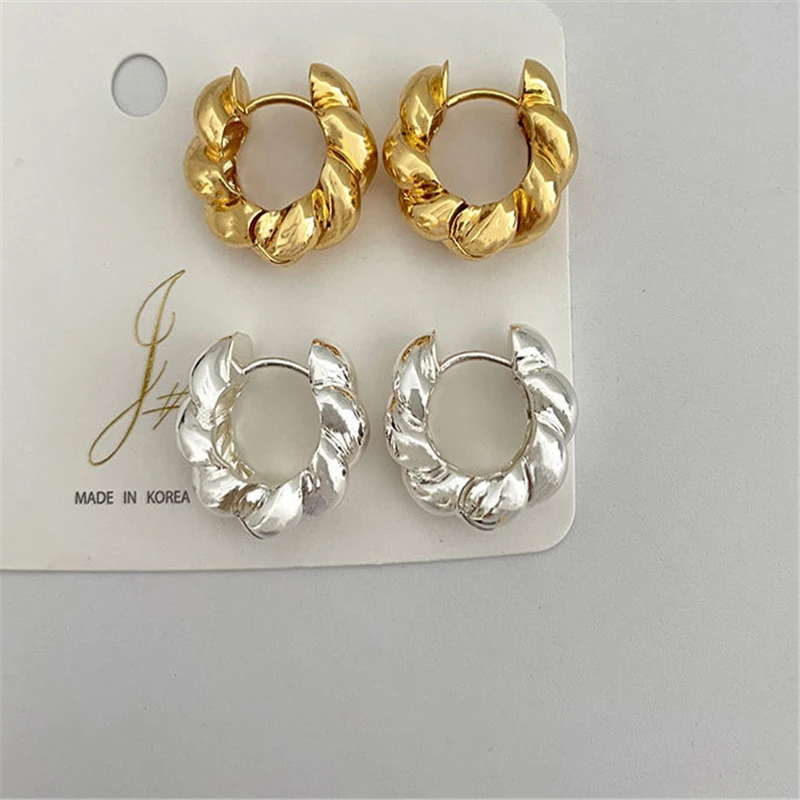 ROXI Trendy Vintage Retro Twisted Hoop Earring Minimalist Metal Circle Ear Buckle Women