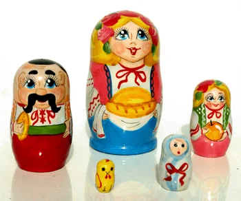 Chica Rubia Con Pan De Anidación Apilable Muñeca Matryoshka Babushka Mamushka Rusa De Madera Tradicional Colección - Buy Matryoshka,Babushka,Muñeca Coleccionable Product on Alibaba.com