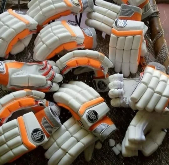 
Professional Batting Gloves 