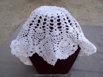 white crochet hat