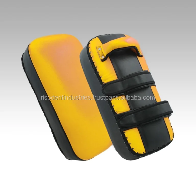 Met-X Curved Focus Pads Mitts,Hook and Jab,Punch Bag Kick Boxing Muay Thai MMA Red//Black Strike Pads