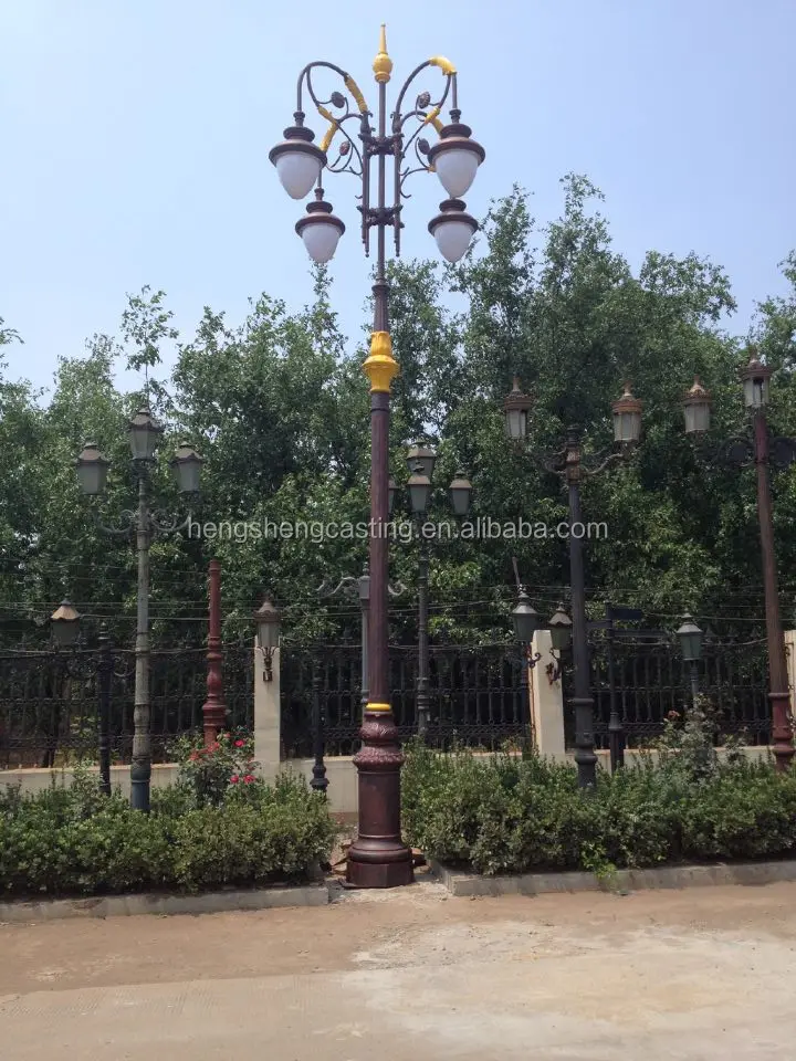 Saudi Arabia Decorative Cast Iron Street Light Pole  / Light Pole Factory