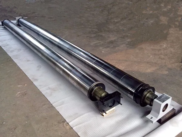 banana roll for paper spread