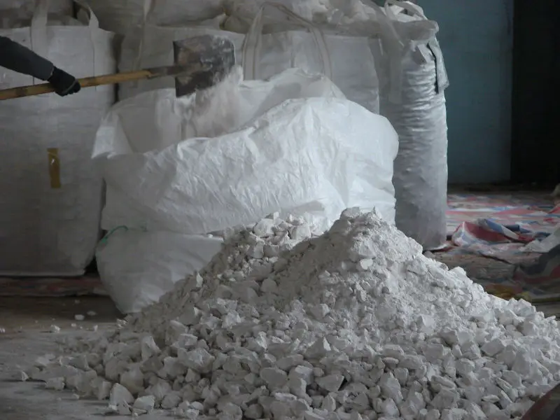 
HIGH QUALITY Quick lime from VIETNAM 