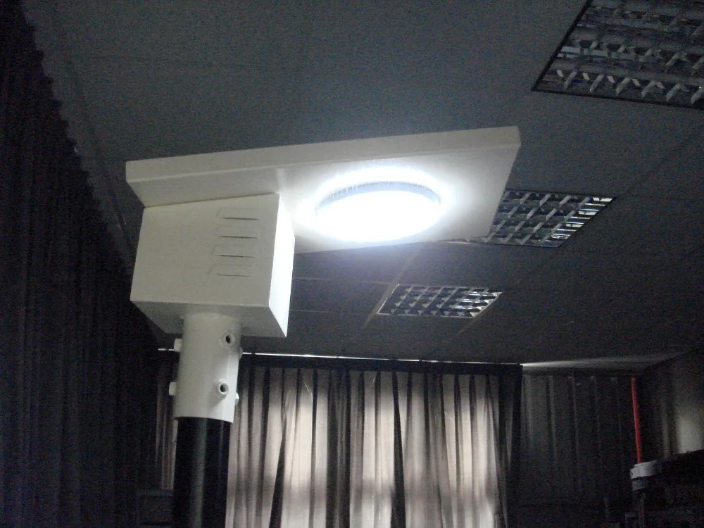 led20w01.JPG
