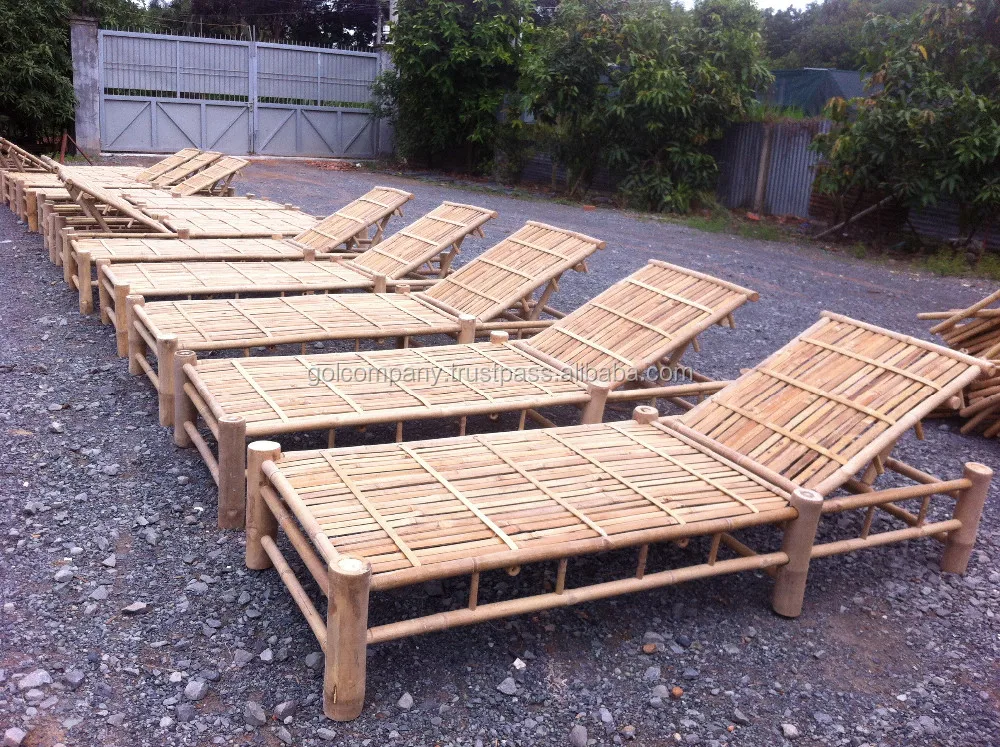 Bamboo sunbed - L210 x W80 x H30 (cm).JPG