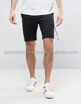 tight cargo shorts