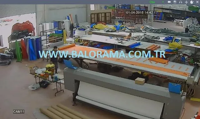 inflatable-softplay-production-1