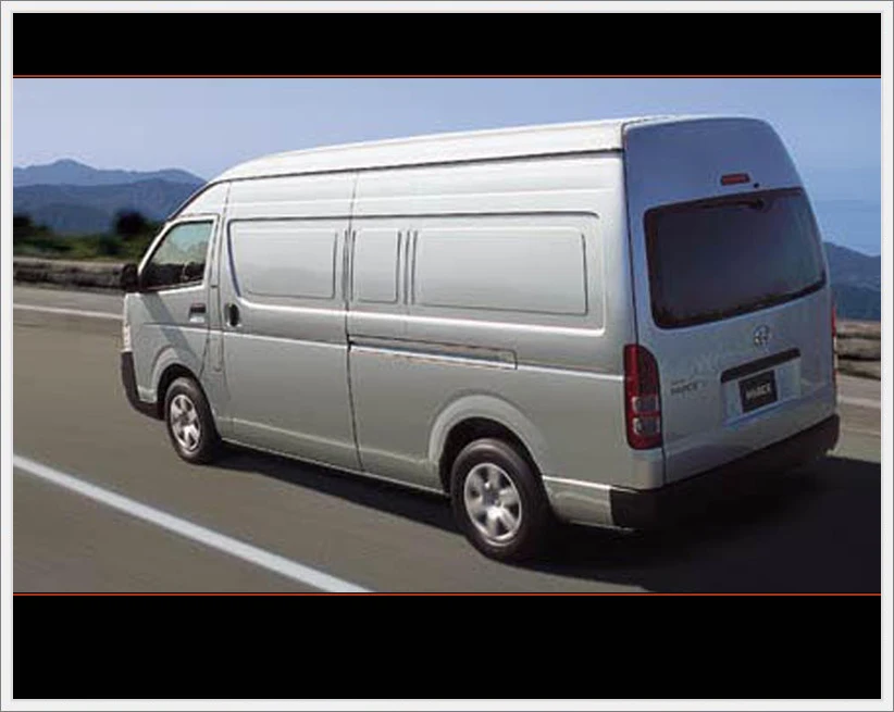 Toyota hiace h200 2010. Тойота хайс h200. Тойота каравелла. Тойота хайс 2008 микроавтобус. Тойота хайс 2.