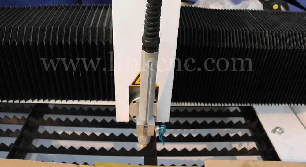 Highly cost effective cheap economic cnc plasma cutting machine / plasma cutter with huayaun power source