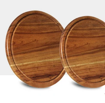 round wooden chopping board