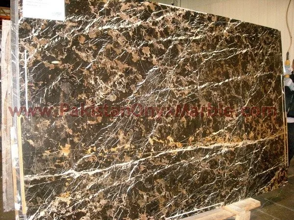 black-and-gold-michael-angelo-marble-slabs-01.jpg
