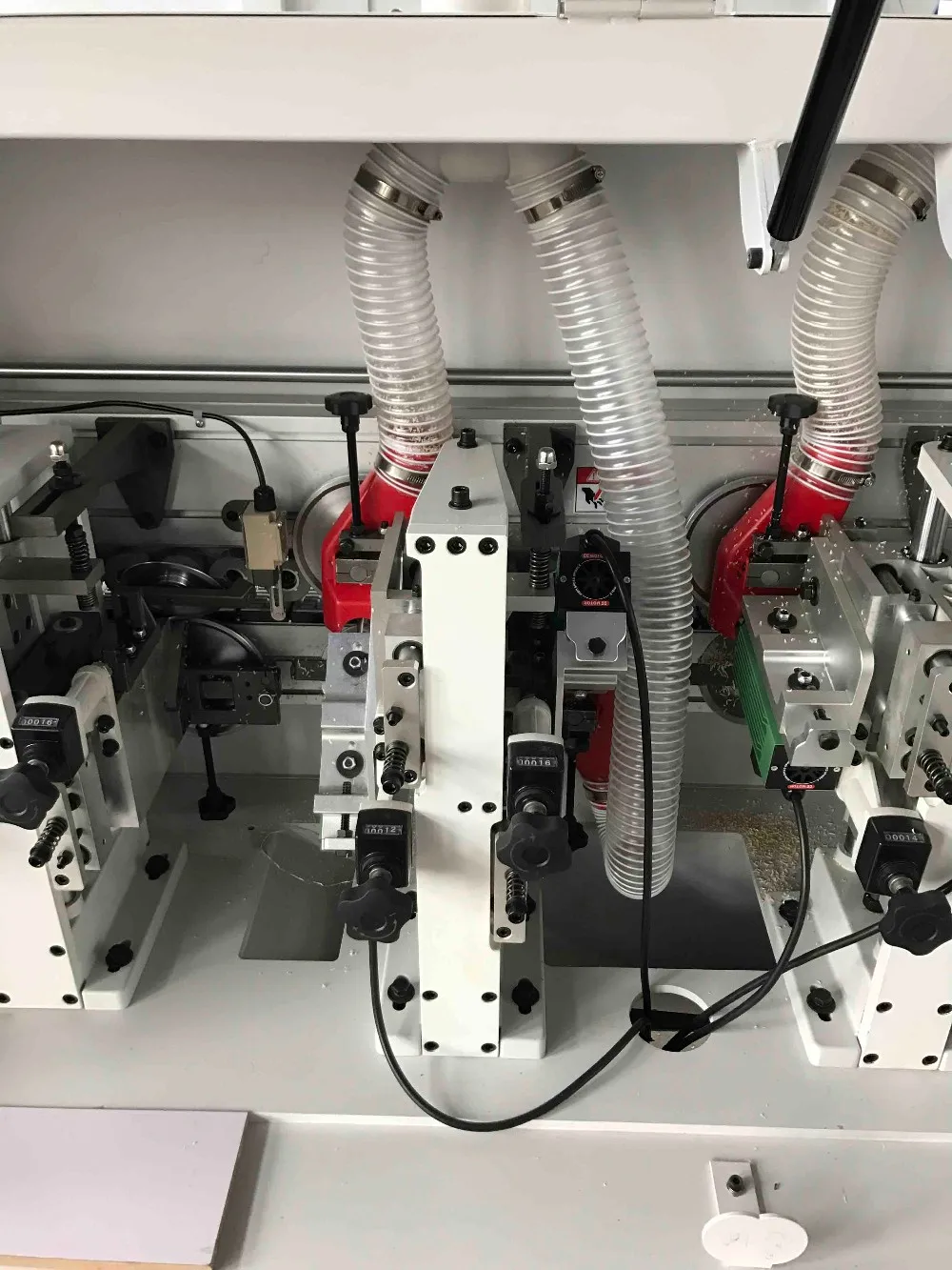 corner rounding edgebander.