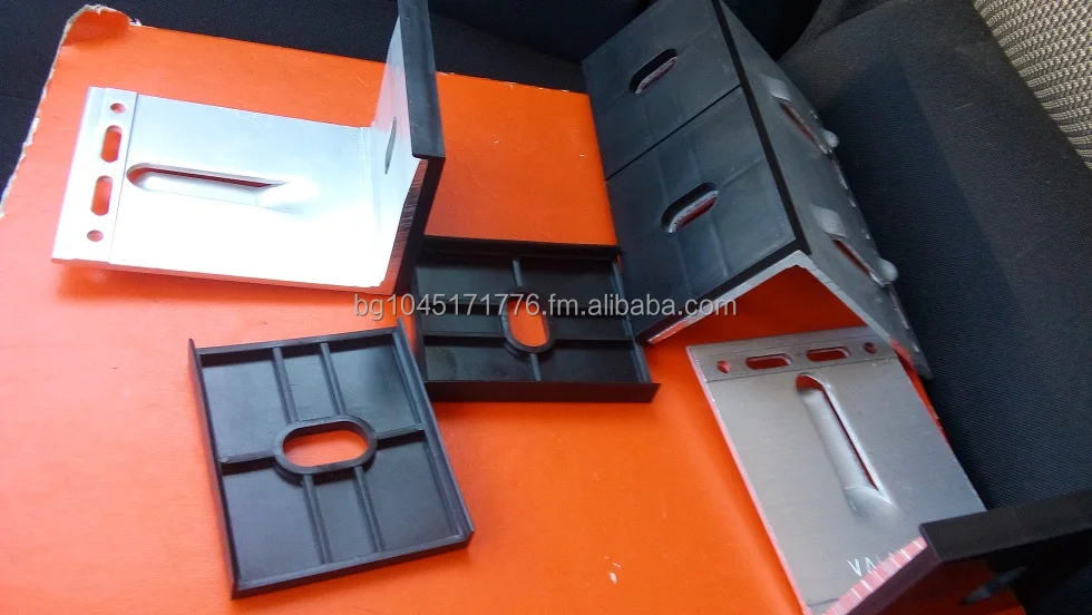 
Aluminium L brackets 