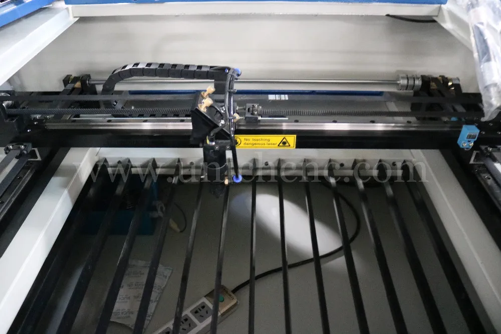 hot sale co2 laser tube/3d laser engraving machine