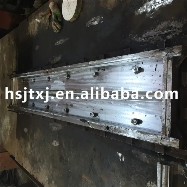 rubber expansion joint gap.jpg