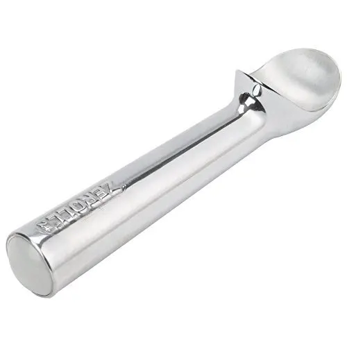 Zeroll 1024 Original Ice Cream Easy Scoop with Unique Liquid Filled Heat Conductive Handle Simple One Piece Aluminum Design Easy Release 48 Scoops per Gallon Made in USA, 1.5-ounce, Silver