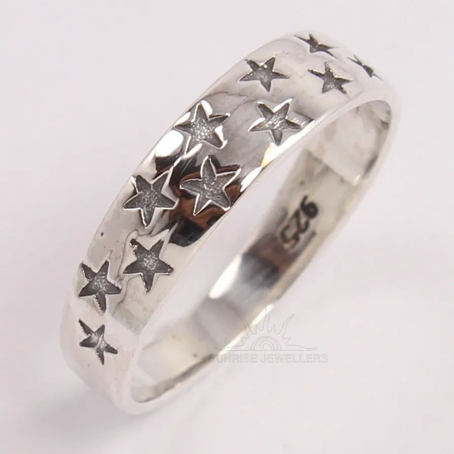 plain silver band ring