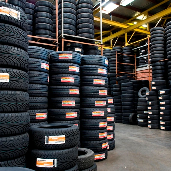 Ателье шин. Склад 10000 колес. Доставка покрышек на дом. Where to buy used Tires in Aberdeen. С какого склада покупают шины Тюмень.