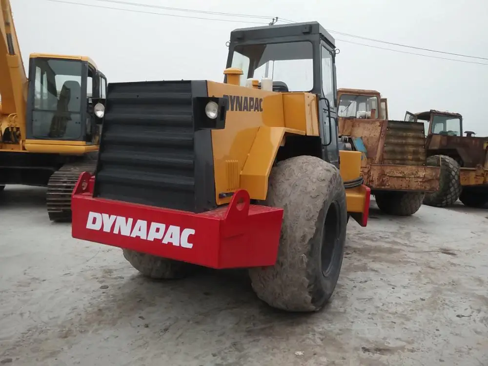 
Used D ynapac CA30D Vibrating Soil Compactor Machine 