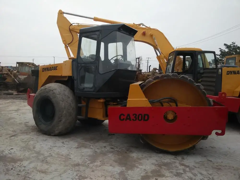 
Used D ynapac CA30D Vibrating Soil Compactor Machine 
