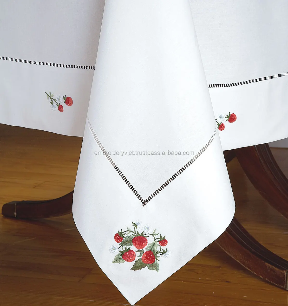 Pretty X'mas Bell Ribbon Embroidery Hand Hemstitch Cotton Table Cloth Red 