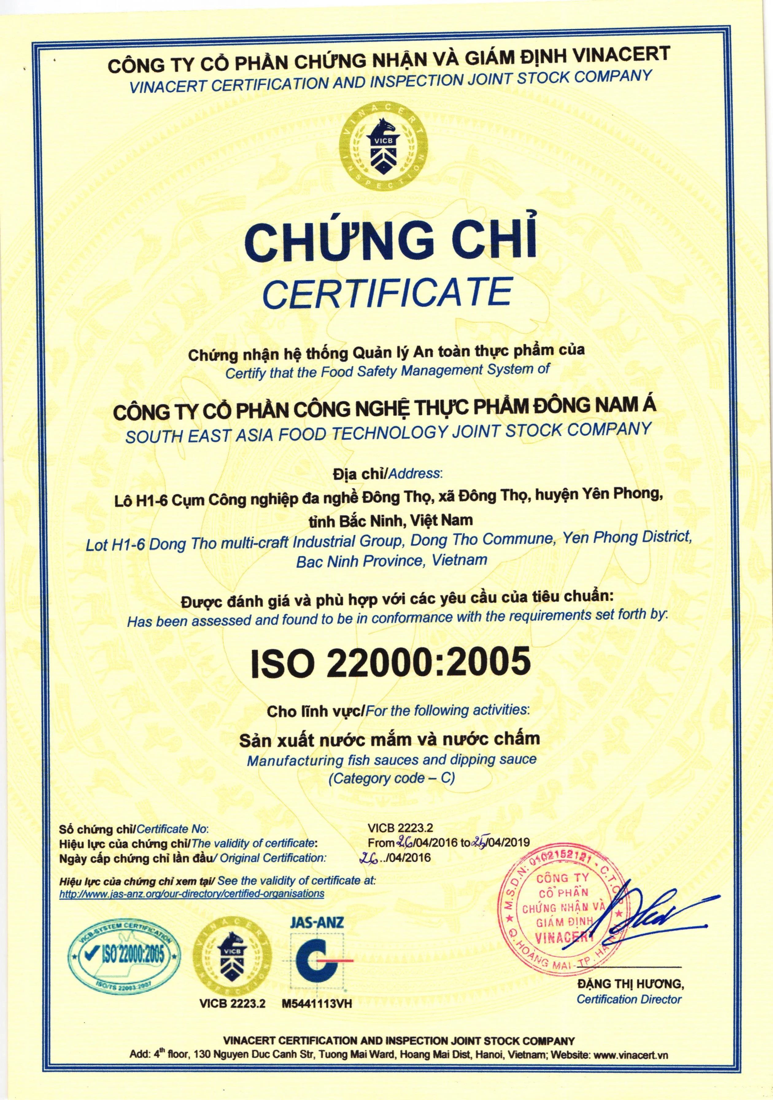 
Vietnam Anchovy fish sauce and sea food dipping condiment in PET bottle 750ml with ISO 22000:2005 for Foods brand distributor 