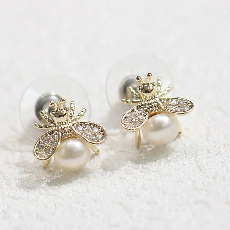 

Fashion Cute Little Bee Pearl Stud Earrings 925 Sterling Silver Pin for Wholesale