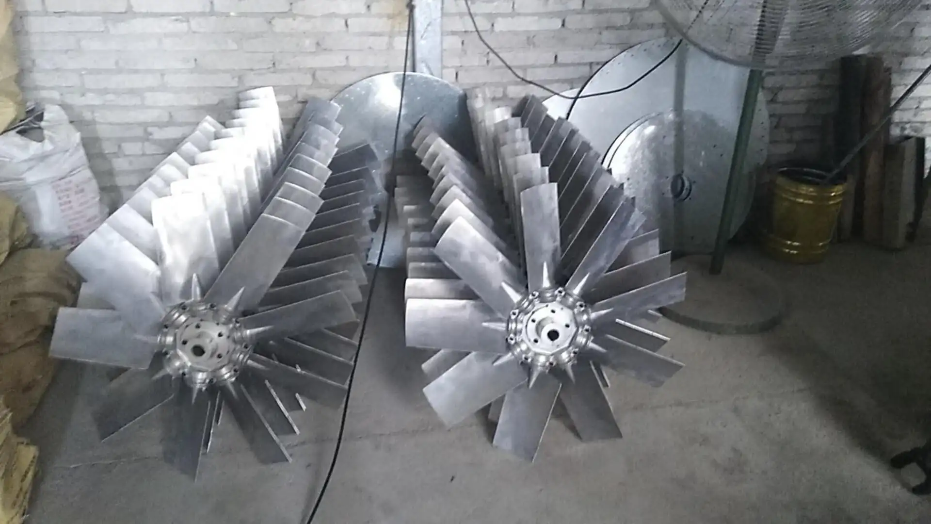 
Guangdong factory adjustable aluminum axial fan blades 