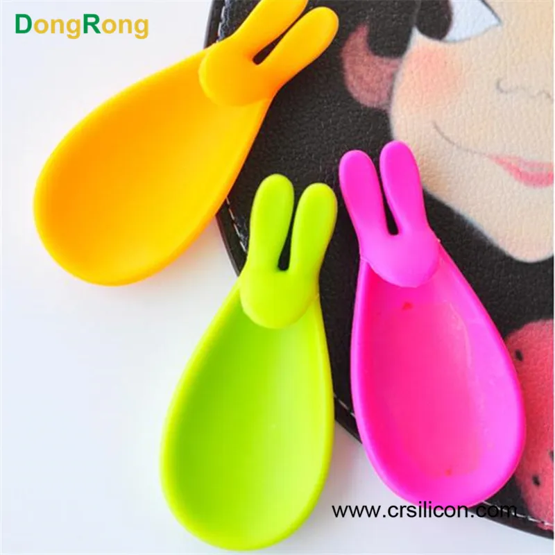

Silicone individual tea strainer bags,silicone rubber book holder,hot iron holster hair iron silicone holder, Any pms color is available.