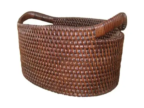 wicker basket 3.jpg