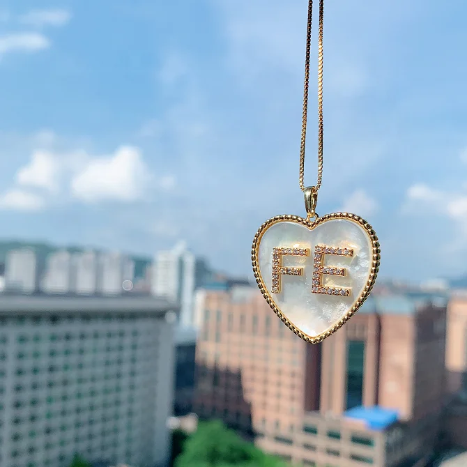 

New fashion gold plated heart pendant lacie heart initial FE necklace for women