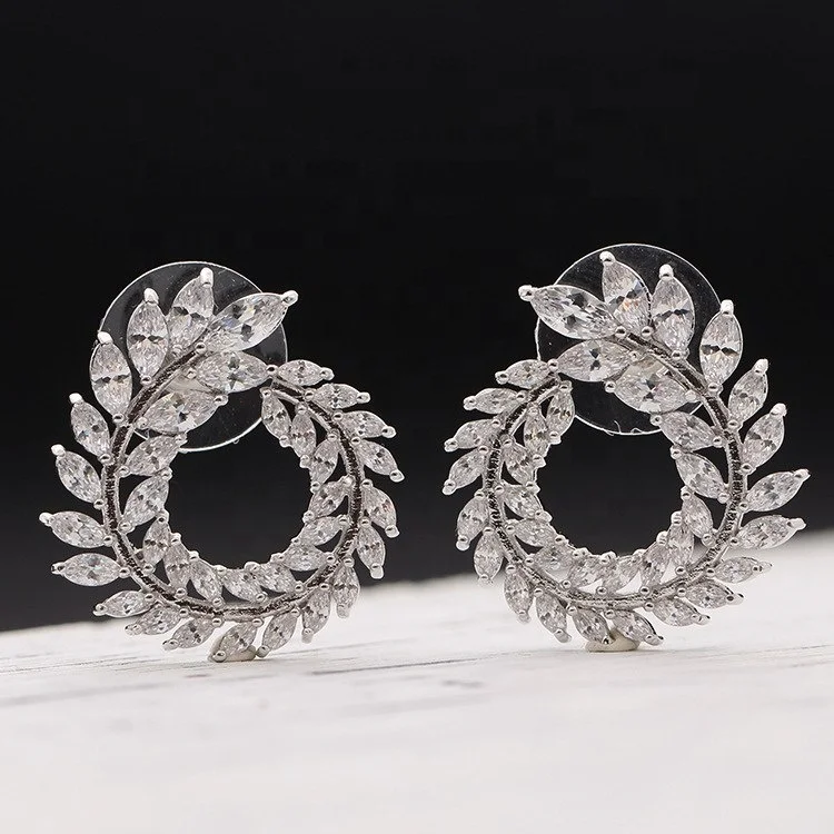 

Latest Design Large Round Leaf Stud Earring Gold Plated S925 Needle Earrings for Wholesale