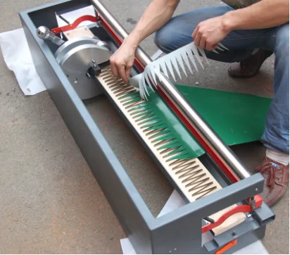 便携式输送带手动手指打孔设备冲孔机