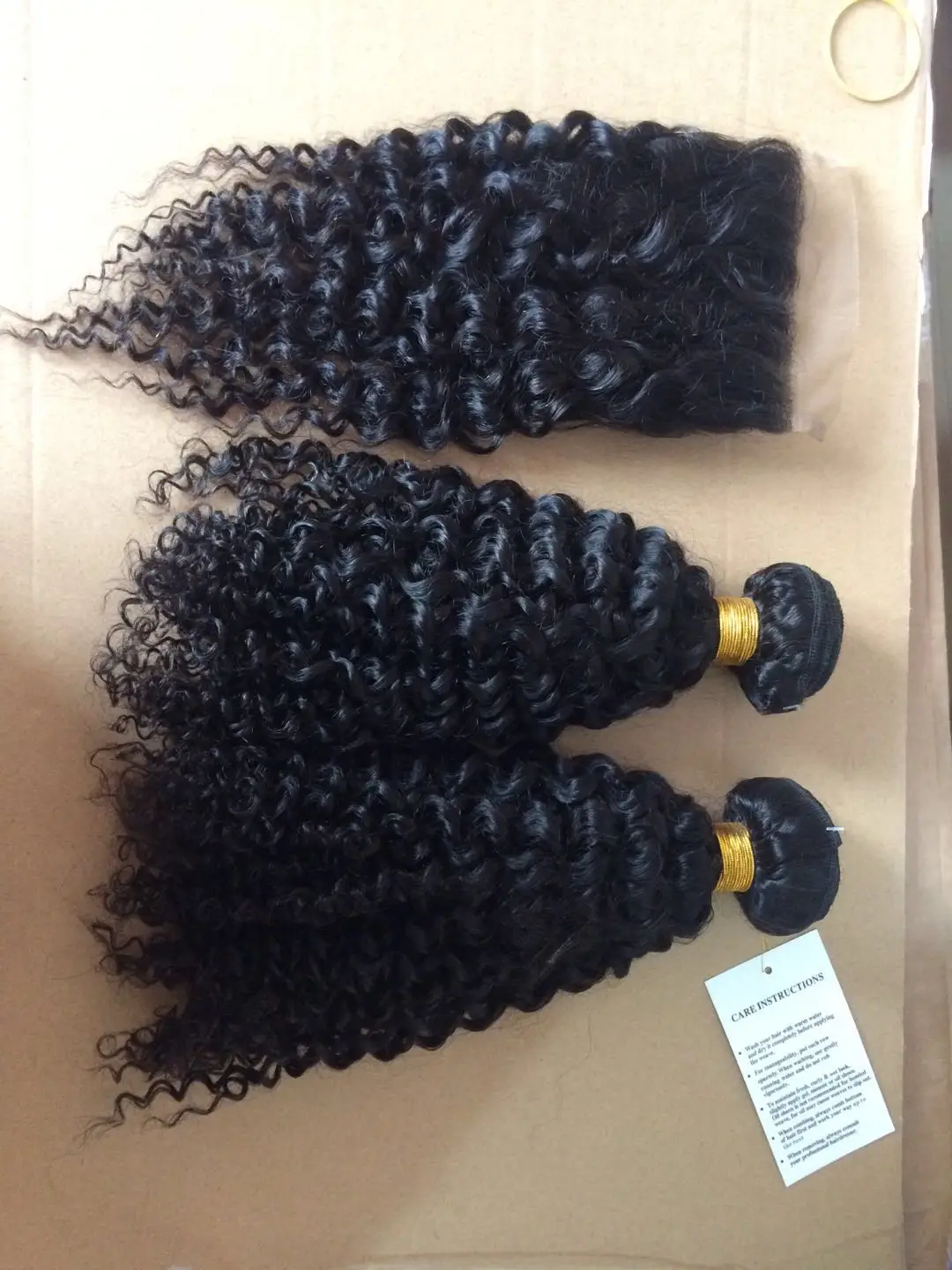 kinky bundles with closure