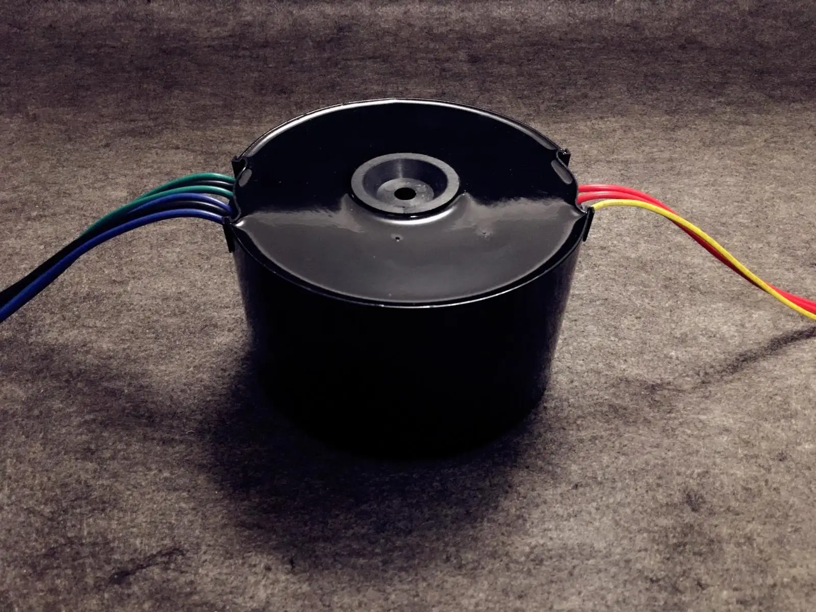 Подсвечник из эпоксидной смолы. Кристальная пирамида 8-9 лет. Компаунд эпоксидный заливочный пэо-15кэ-20/0. Ночник из эпоксидной смолы. Эпоксидная смола смм1.