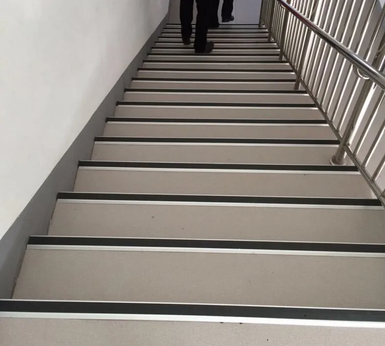 Easy Installation Customized Rubber Stair Treads Residential Buy Rubber Stair Treads