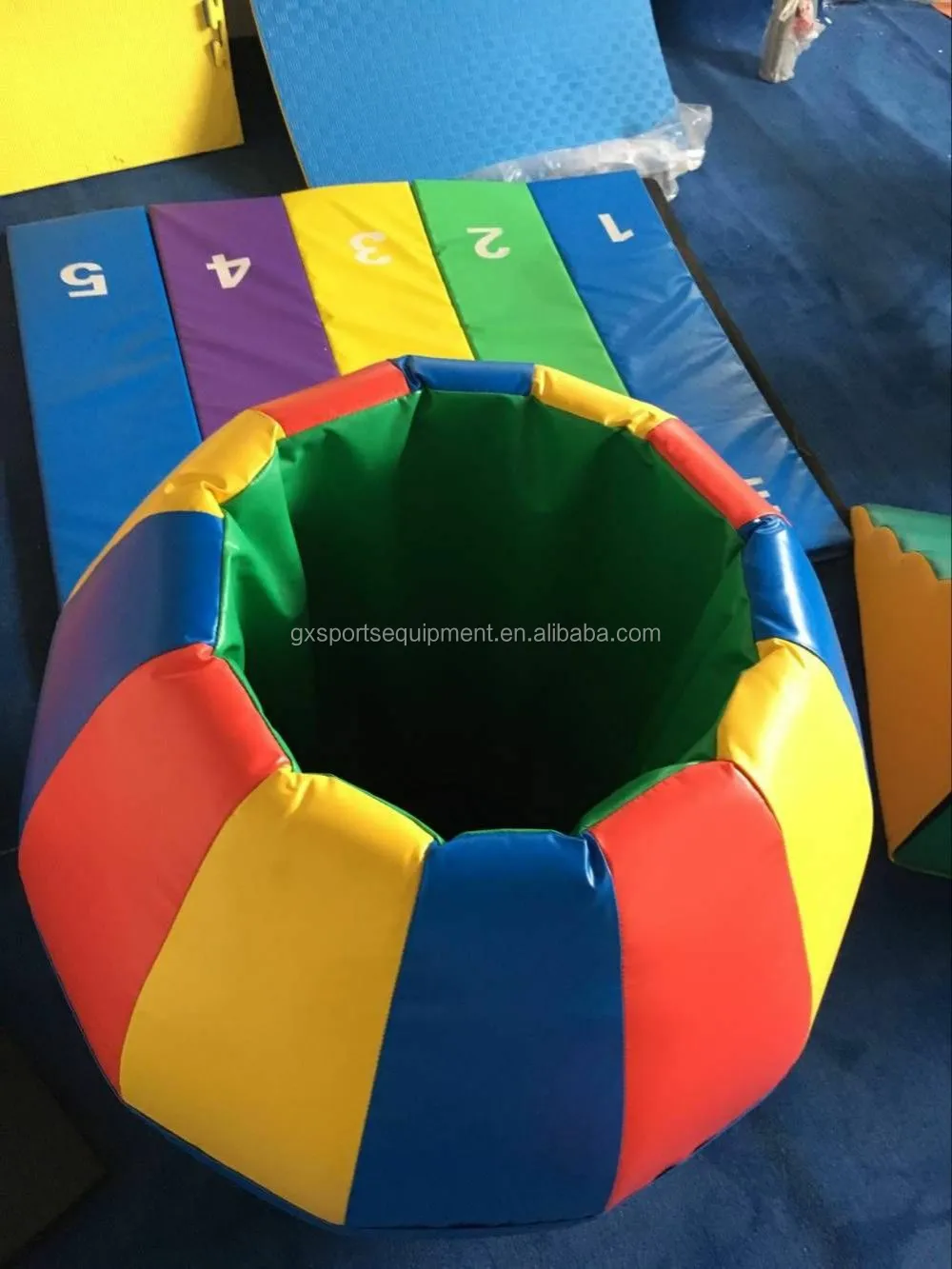 Cheap High Quality Tumbling Rainbow Barrel Gymnastic Kids Shape Mat For