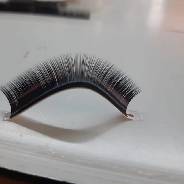 false eyelashes price