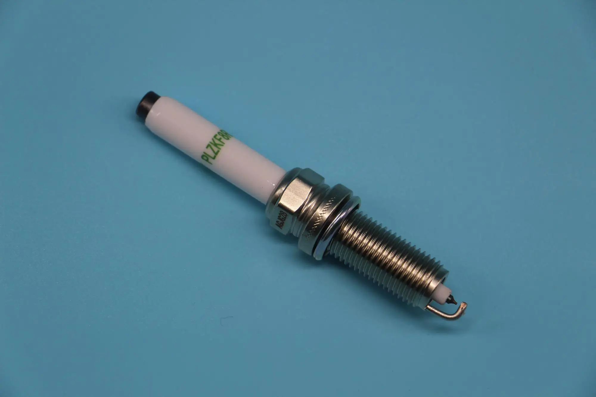 Oem A0041597503 A0041597903 Engine Parts Spark Plug Plzkf8rd7s For Car