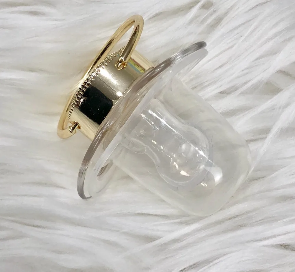 High Quality Durable Gold Letter Baby Pacifier And Pacifier Chain Wholesale Custom Newborn New