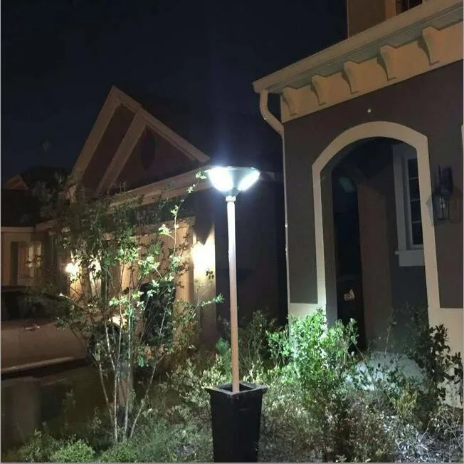 Solar Powered Led Lamp Post For Outdoor Garden Lighting - Buy Garden